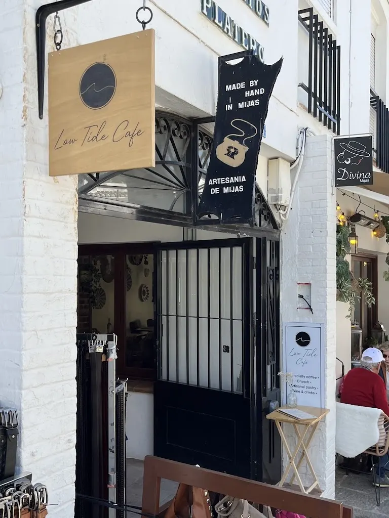 Foto de Low Tide Cafe Mijas