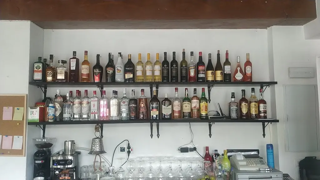 Foto de Bar Rotonda Café Bistró Cocktail