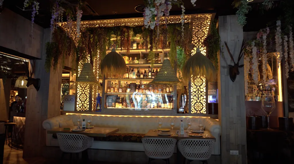 KARNIVORO - Gastronomic Restaurant - Especialista en Carnes Gourmet