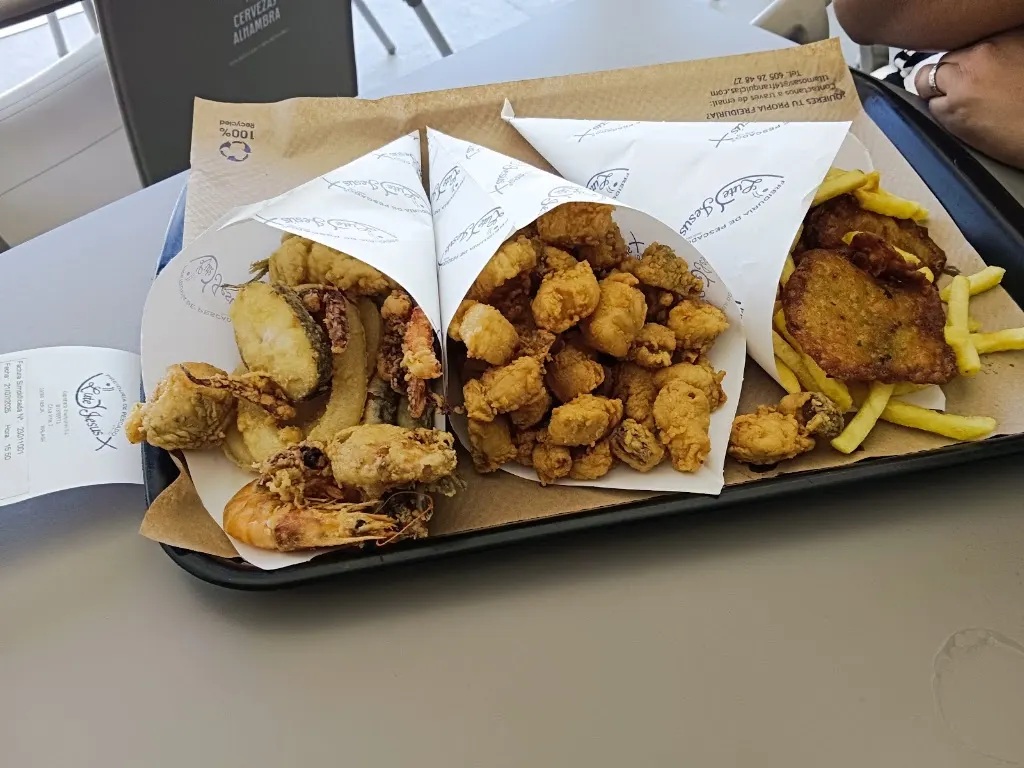 Foto de Restaurante Freiduría de Pescado Lute y Jesús Nerja
