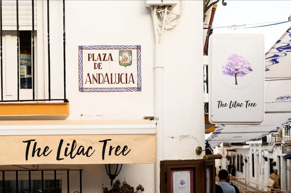 Foto de The Lilac Tree Restaurant & Bar