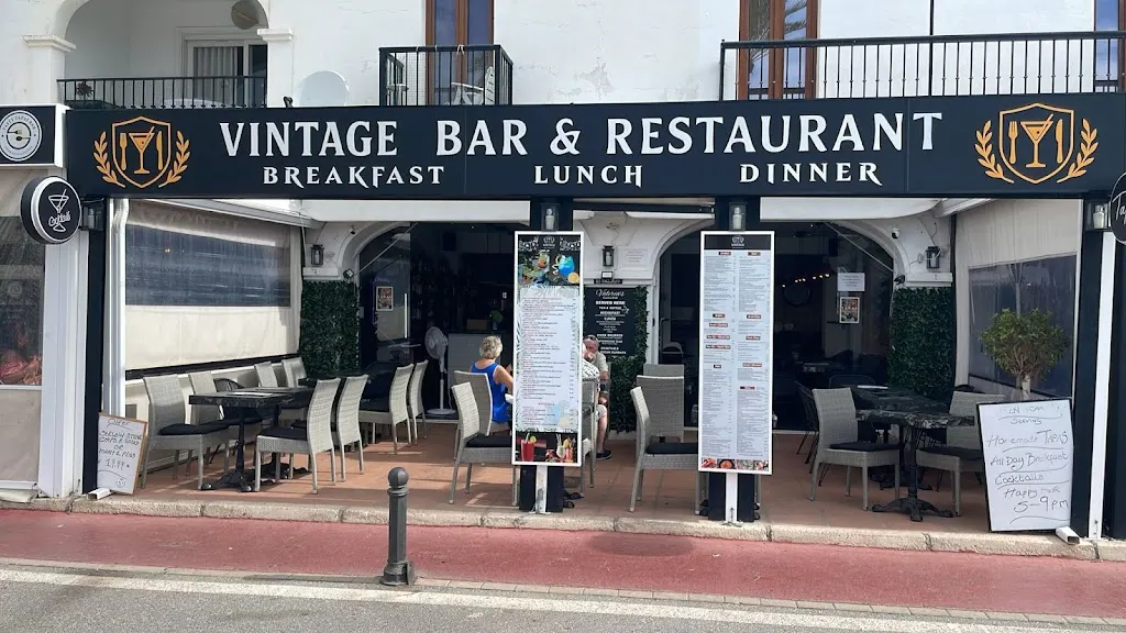 Photo of VINTAGE Bar & Restaurant