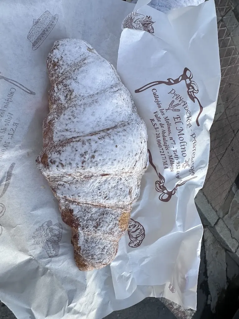 Foto de Panadería Y Pastelería El Molino