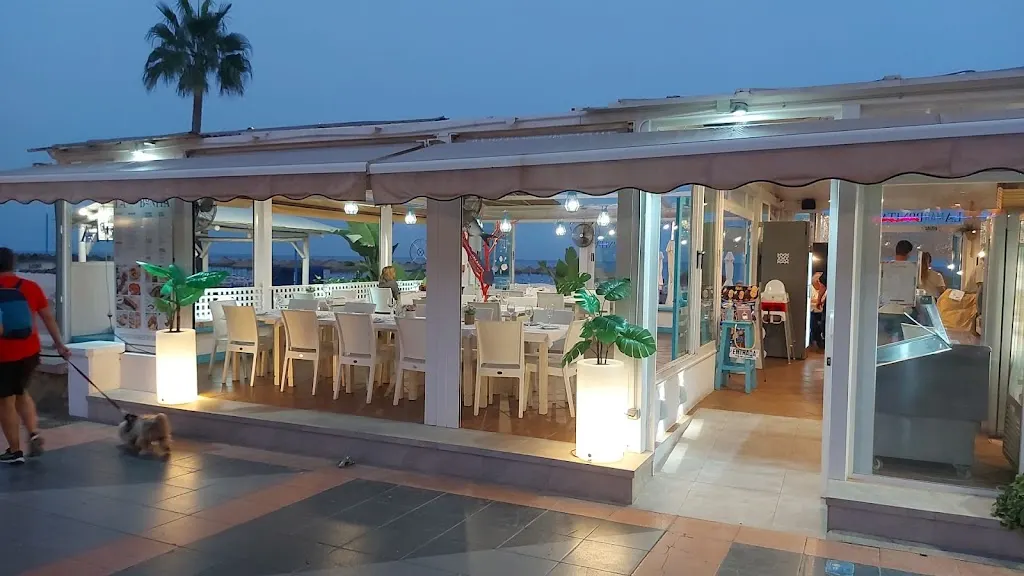 La Mar Bonita | Restaurante de Espetos en Torremolinos