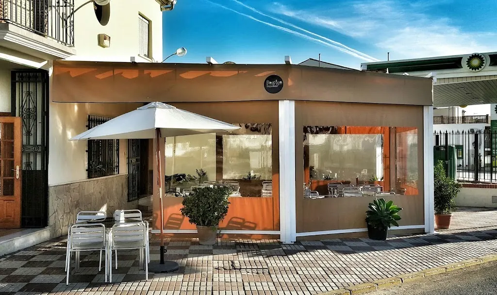 Photo of Postigo Tapa Bar & Pizza