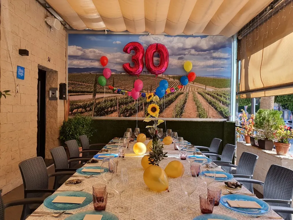 Foto de TABERNA SERGIO MEGIAS