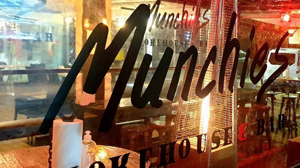 Foto de Munchies Smokehouse and Bar